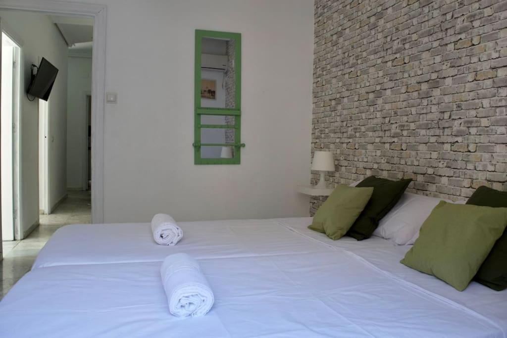 Apartamento En Sevilla Centro Con Vistas A La Plaza Alameda De Hercules - Hasta 7 Personas Exterior photo